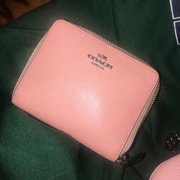 Coach matching purse and wallet - Picture 4 of 4